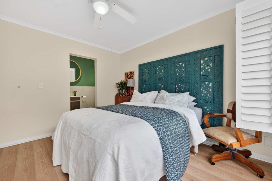 3 Bedroom Property for Sale in Vredehoek Western Cape